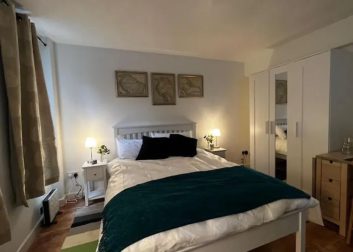 Exclusive Flat In Oxford Centre With Ac