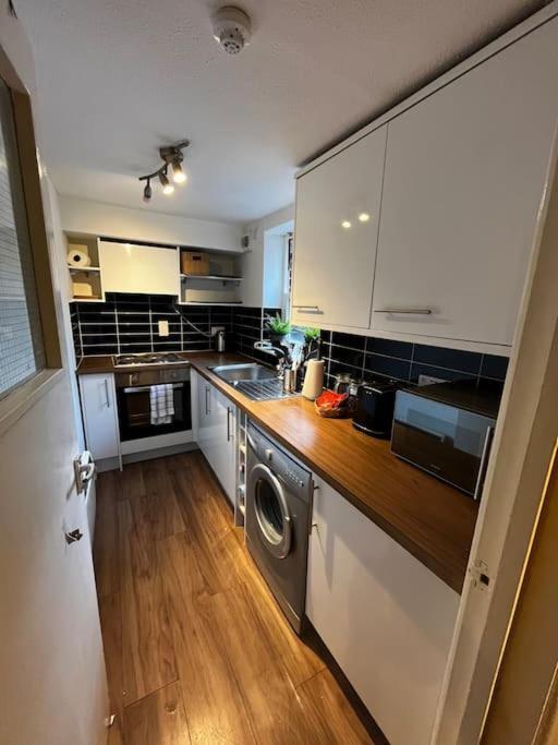 Exclusive Flat In Centre With Ac Appartamento